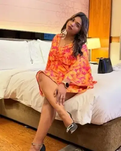 Escorts In Phodong